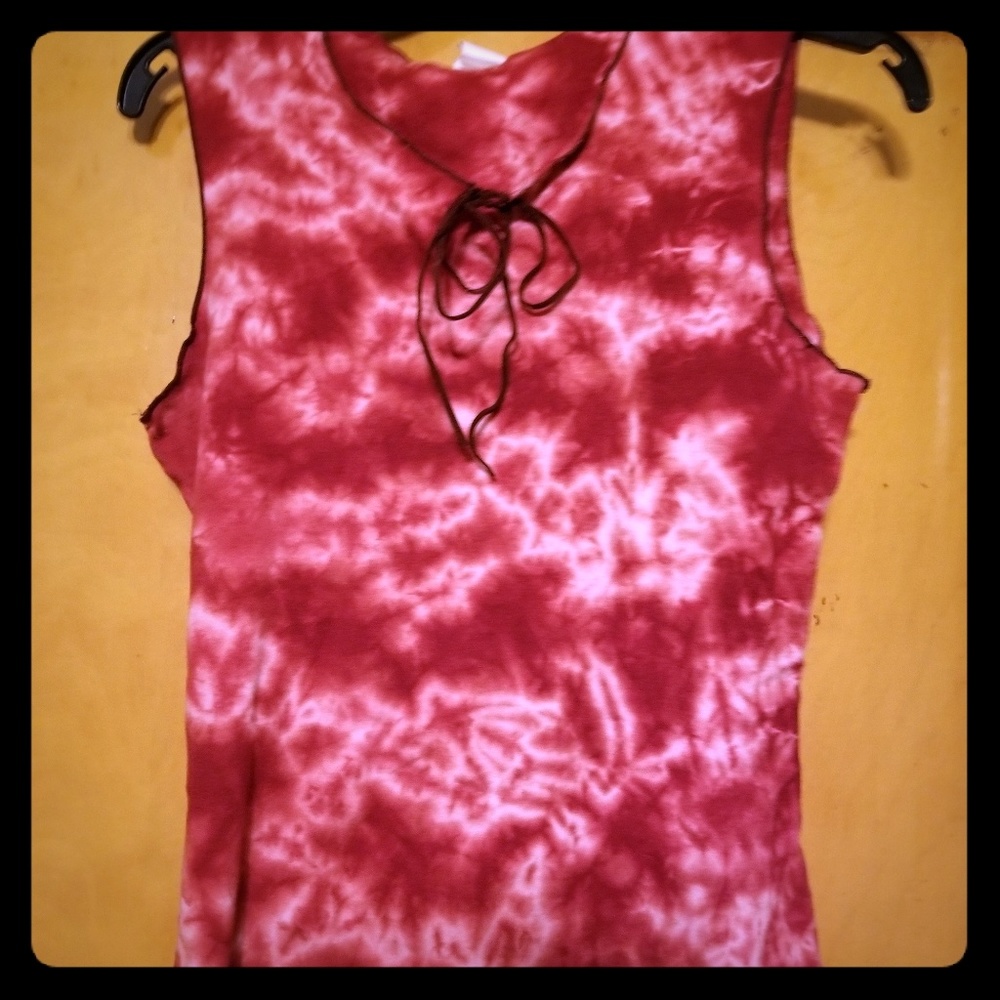 Red marbled shirt